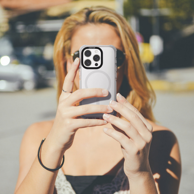 Cubenest iPhone 15 Pro MagPro Strong Guard fehér tok