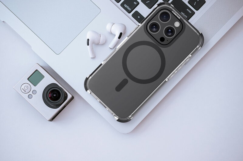 Cubenest iPhone 16 Pro MagPro Strong Guard fekete tok