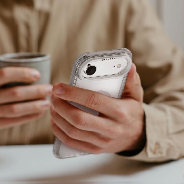 Cubenest iPhone 17 Air MagPro Strong Guard fehér tok