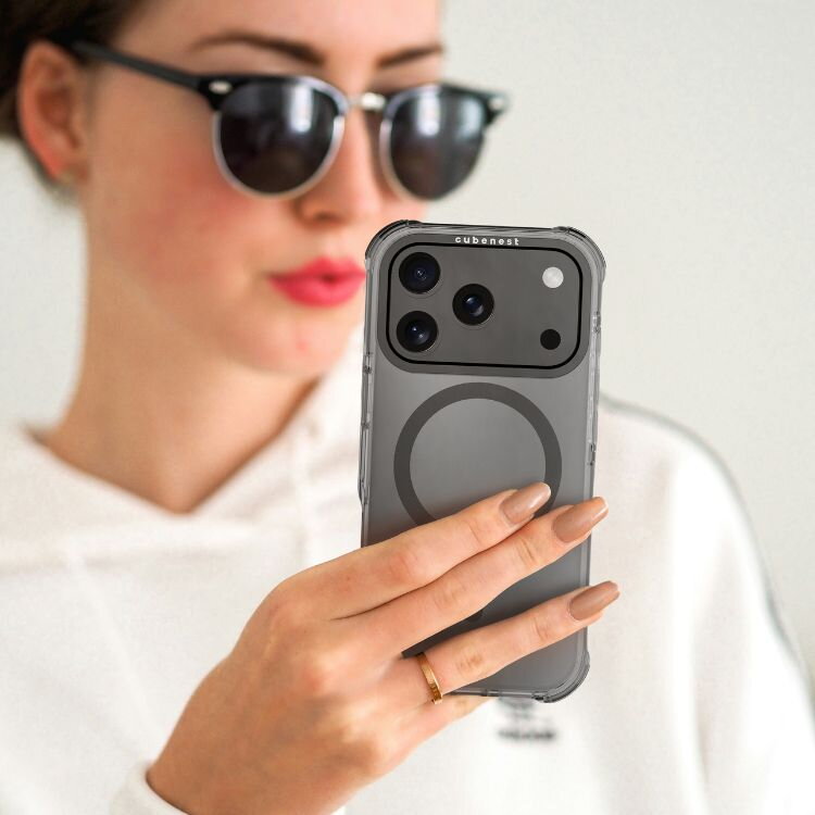 Cubenest iPhone 17 Pro MagPro Strong Guard fekete tok